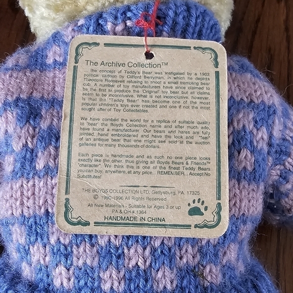 Vintage 1990's Boyd's Bear Elsworth, 12" with Movable Joints and Wool Sweater - Picture 5 of 11